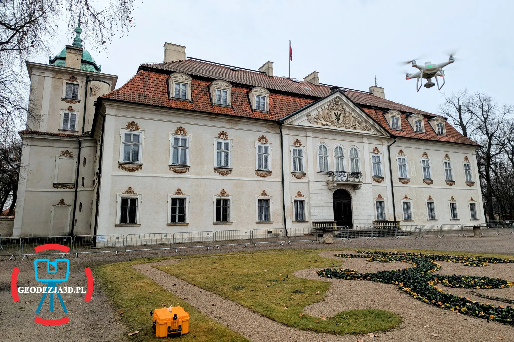Pomiary geodezyjne dronem (Warszawa): Ortofotomapy, fotogrametria i bilans mas ziemnych